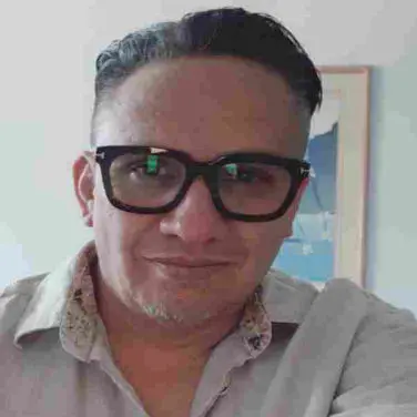 Synaptigen Buyer - Charles R